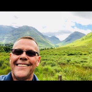 Meet your Posher, Wayne